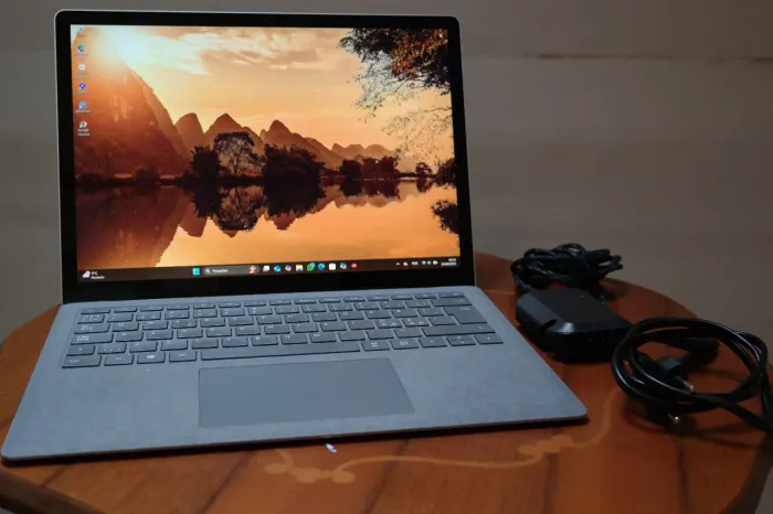 Microsoft Surface Laptop 4 i5 11th