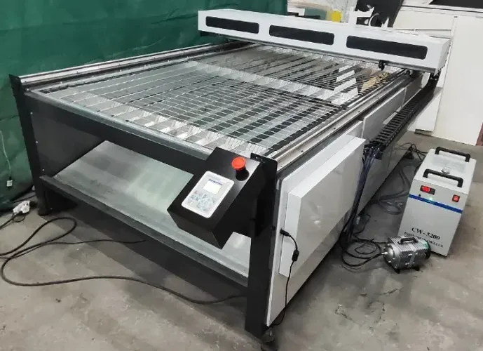 Máquina Laser CO2, 2000x1400 80w
