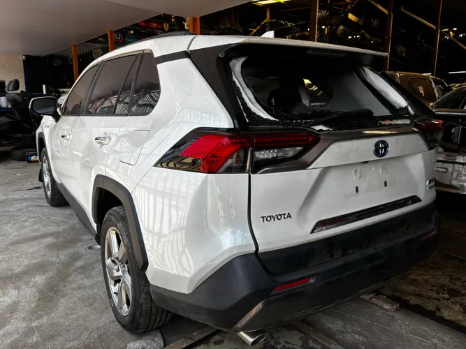 Peças Toyota RAV4 - Branco