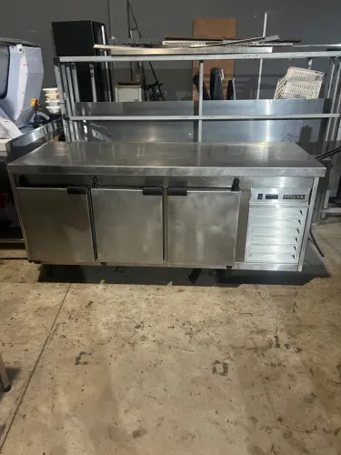 Geladeira/Refrigerador Horizontal Aço Inox - Semi Novo