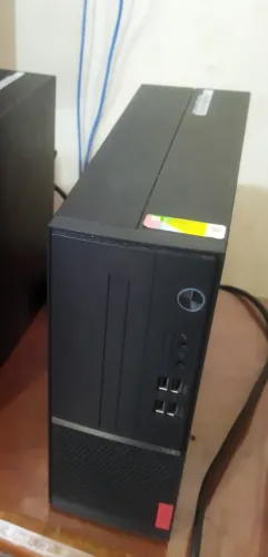 computador Lenovo core i3, 10ª g, 8Gb ddr4, nvme 256gb + 500gb sata + placa de vídeo 2gb