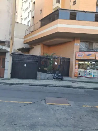 Apto 1 quarto semi mobiliado, no Centro  de Juiz de Fora para alugar