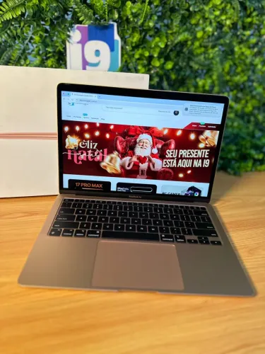 MacBook Air 2020 A2337 M1 8GB RAM 256GB SSD Rose gold Tela: 13.3? Possui caixa