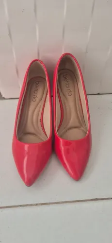 Scarpin Vermelhos Beira Rio
