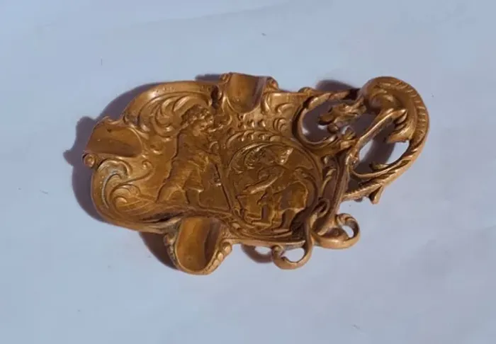 Cinzeiro em Bronze
