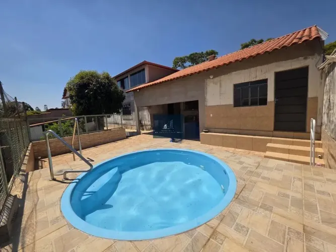 BELO CASARÃO EM SÃO SEBASTIÃO DO GIL - LOTE 720M casa 331,47m DE ÁREA CONSTRUÍDA - ENTRE R