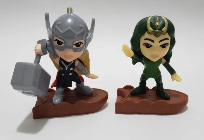 02 Bonecos Thor Amor E Trovao - Mc Donalds
