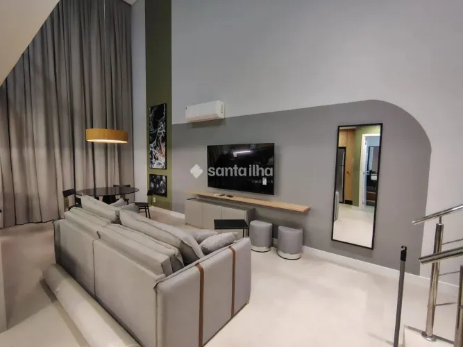 Loft com 1 dormitório para venda ou aluguel, 77m² - Lagoa da Conceição - Florianópolis/SC