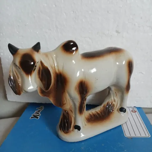 Escultura de porcelana 