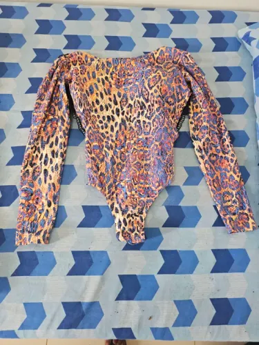 Body Leopardo Manga Longa