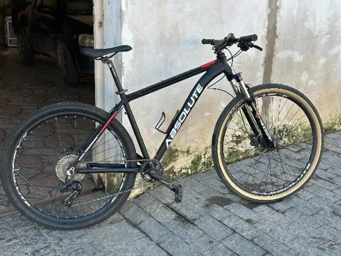 Bicicleta Aro 29 Absolute Nero 12v Susp C/ Trava Freios Hidráulicos
