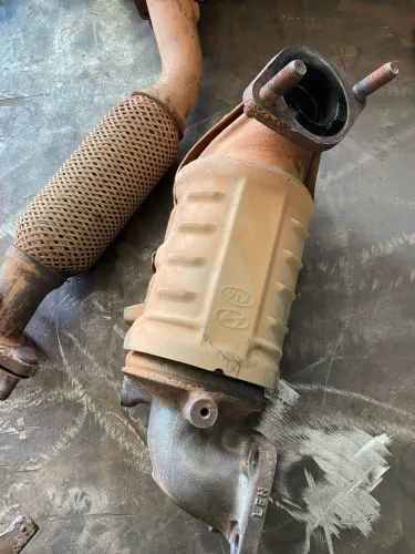 Vendo catalisador ORIGINAL HB20