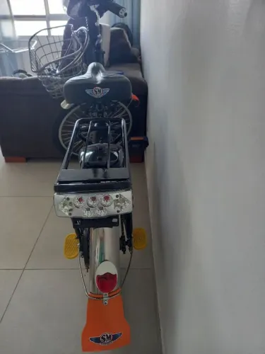 Bicicleta Elétrica em ótimo estado. Ideal para entregadores. A retirar.