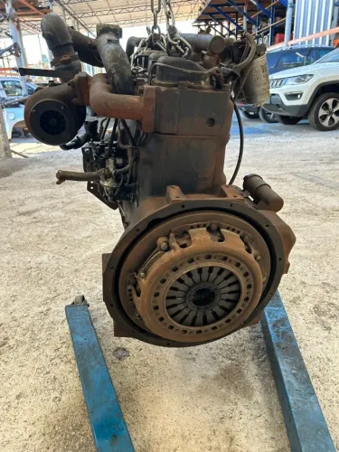 MOTOR F1000 3.9 4X4 1995 DIESEL 92CVS MANUAL