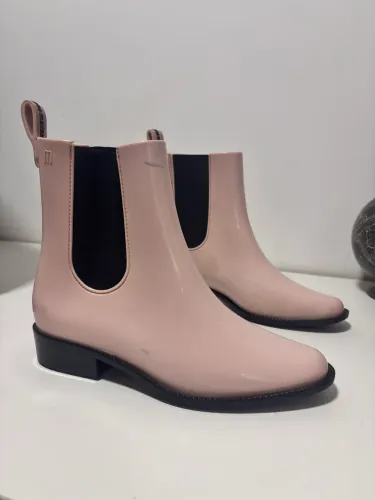 Bota Melissa tamanho 36 rosa claro 