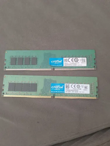 Vendo ou troco por monitor com HDMI