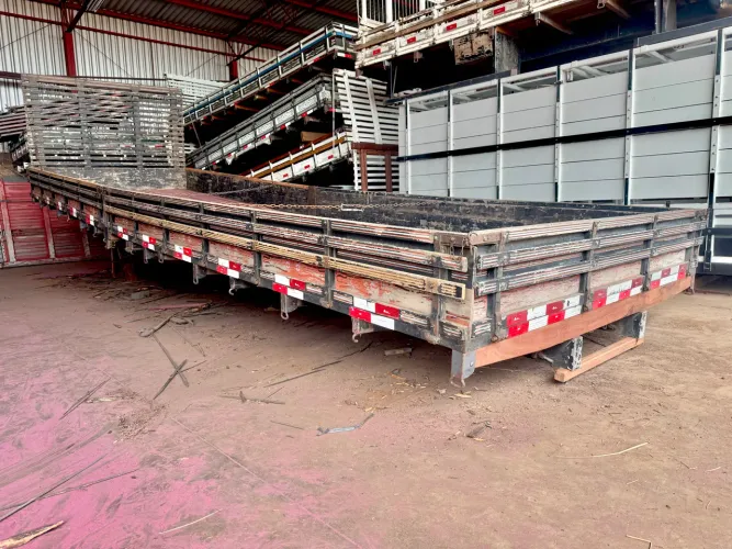 CARROCERIA MADEIRA REFORÇADA 8,70