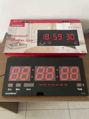 Relógio digital LED de parede kapbom tamanho grande, o maior à venda 45 cm x 21,5 cm