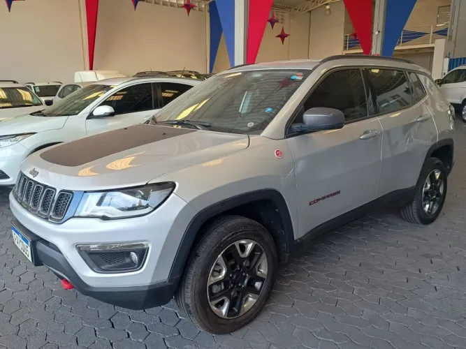 Jeep Compass Trailhawk 2.0 4X4 Dies. 16V Aut. 2017
