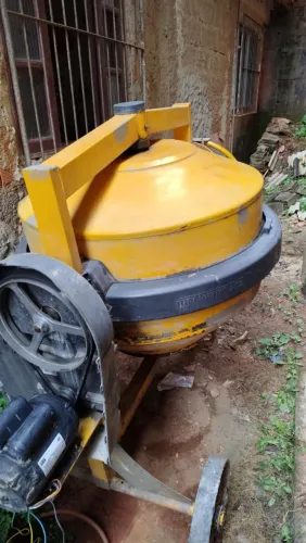 Vendo betoneira 