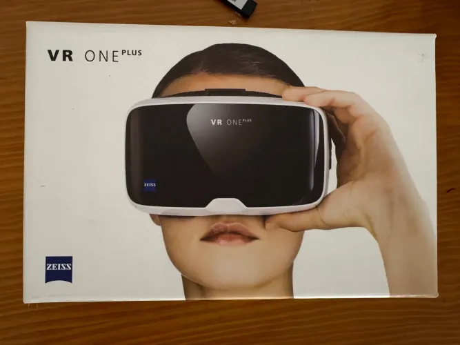 VR One Plus - Óculos de realidade virtual Zeiss