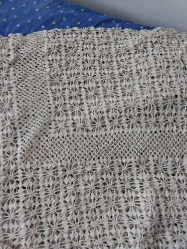 Colcha de crochê manual 