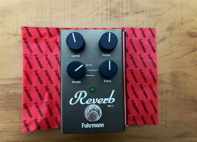 Pedal reverb RV1 Fuhrmann