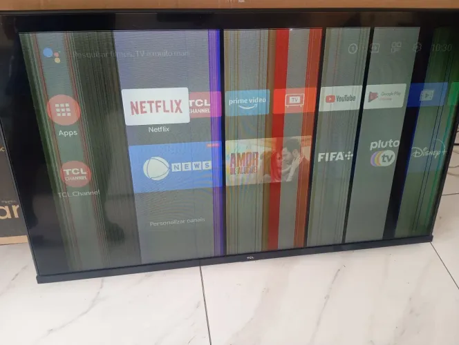 TV TCL 43" 43S615 Full HD Android - Com Defeito no Display - Completa