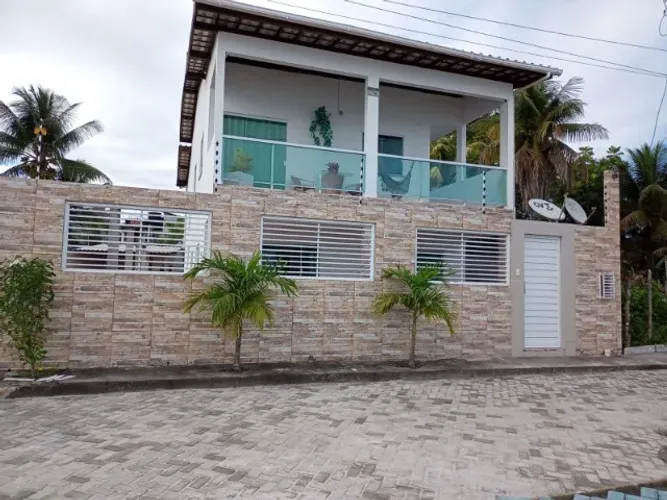 CASA PRÓXIMO AOS PARAÍSOS BAIANOS, LOCALIZADO NO GALEÃO-CAIRÚ VALOR R$ 870.000,00 4 SUITES
