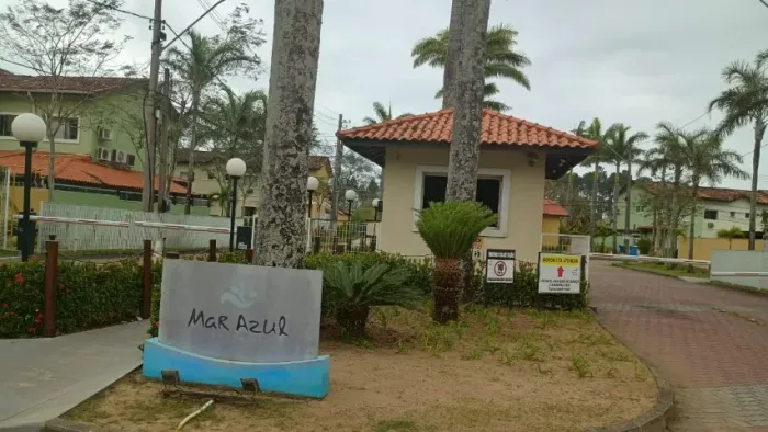 Sahy | Mar Azul: Casa Duplex com 03 quartos sendo 02 suítes, Caixa e FGTS