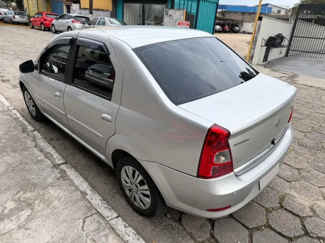 Renault Logan Expres./exp. UP Hi-flex 1.0 16V 4P 2013