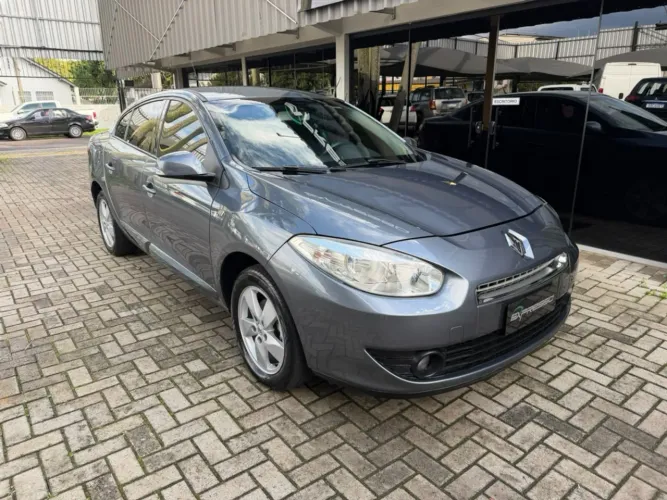 Renault Fluence Sed. Dyn. Plus 2.0 16V Flex Aut. 2013