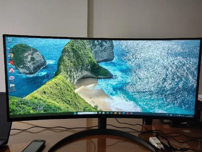 Monitor LG UltraWide 34, tela curva 100 Hz, resolução 3440 x 1440 Nota Fiscal de compra LG
