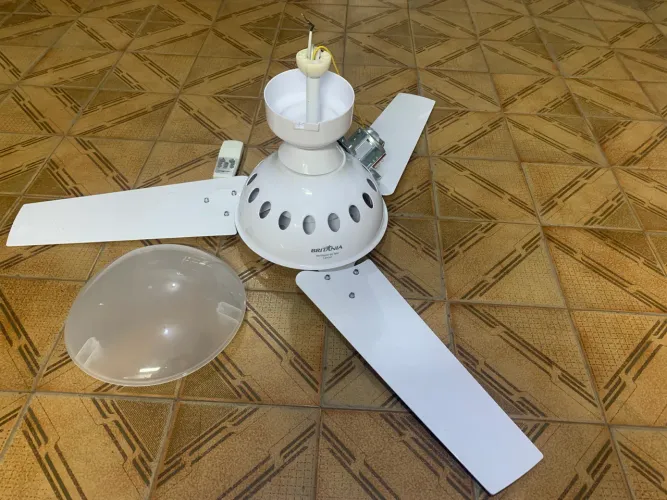 Ventilador de teto Cancun Britania com controle remoto