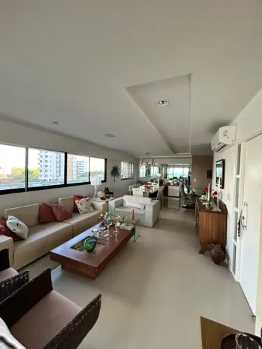 TF- Apartamento à Venda na Ponta dAreia  Ed. José Tácito