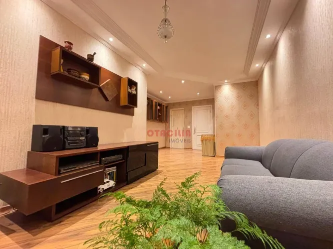 Apartamento com 3 dormitórios para alugar, 102 m² por R$ 6.260,00/mês - Nova Petrópolis -