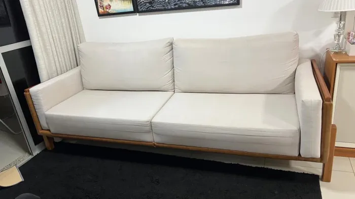 Sofá para sala de visita bege