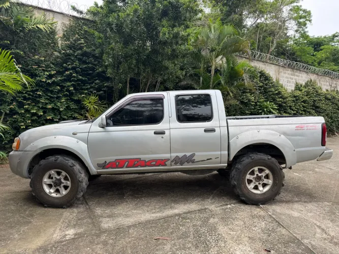 Nissan Frontier Se/se Strik/one CD 4X4 2.8 Dies 2004