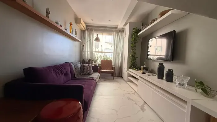 Duplex para venda tem 90 metros quadrados com 2 quartos em Ondina - Salvador - BA