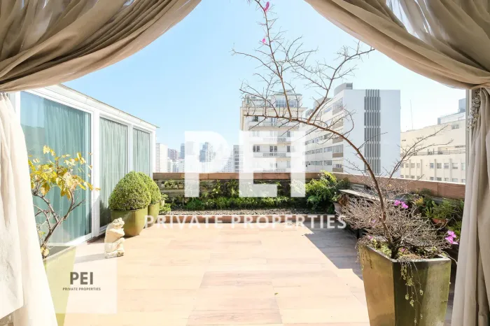 ALUGO Cobertura Duplex 346m², toda reformada, 3 suites, no miolinho do Jardins, excelente 