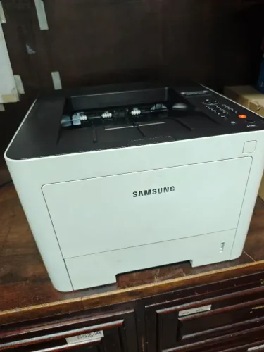Samsung m4020