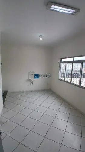 ÓTIMA SALA COMERCIAL PARA LOCAÇÃO NA VILA JUNDIAÍ