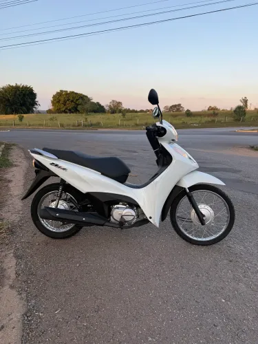 Biz es 2025 novinha