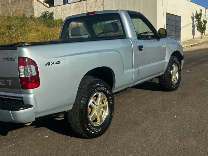 Chevrolet S10 P-up Colina 2.8 TDI 4x2/4x4 CS Dies. 2008
