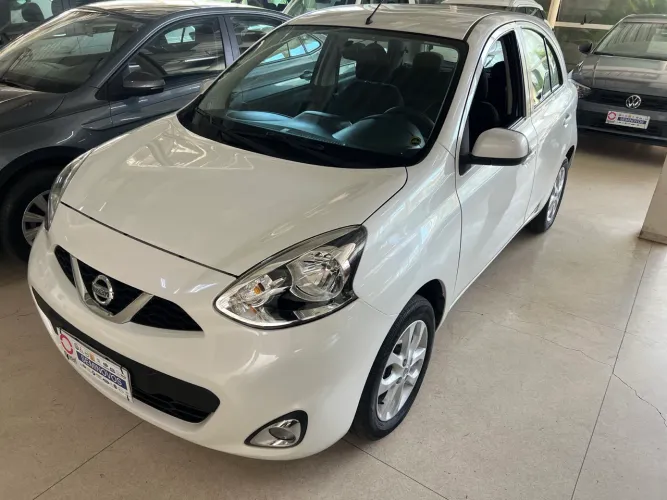Nissan March SV 1.0 12V Flex 5P 2016