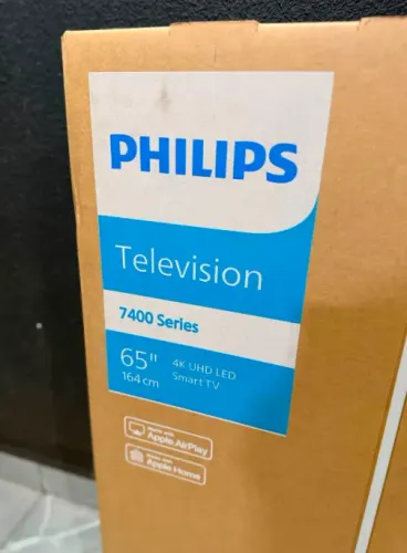 Smart TV 65? Philips 4K Nova Lacrada