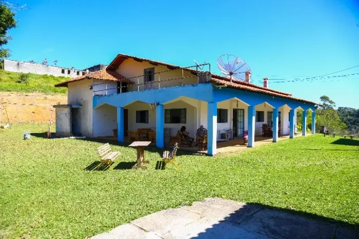 SÍTIO 15 Alqueires com 3 casas