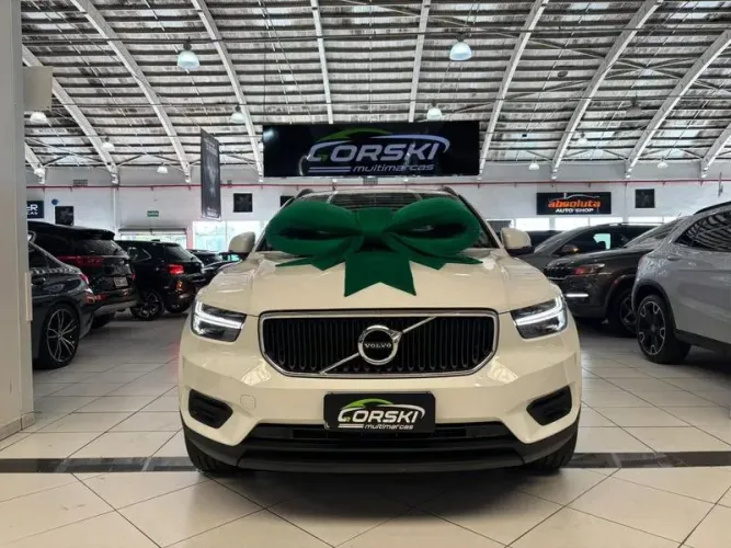 Volvo XC40 T-4 2.0 190cv FWD 2019
