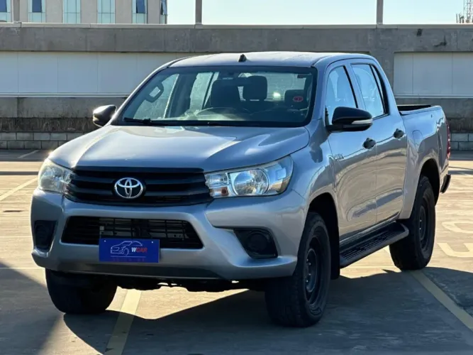 Toyota Hilux CD 4X4 2.8 Diesel Mec. 2017