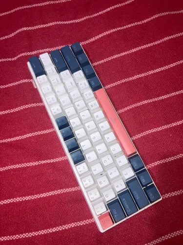 Teclado K500 switch vermelho (com mouse brinde)